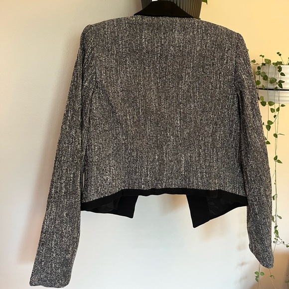 Ann Taylor Cropped Blazer - Picture 3 of 4